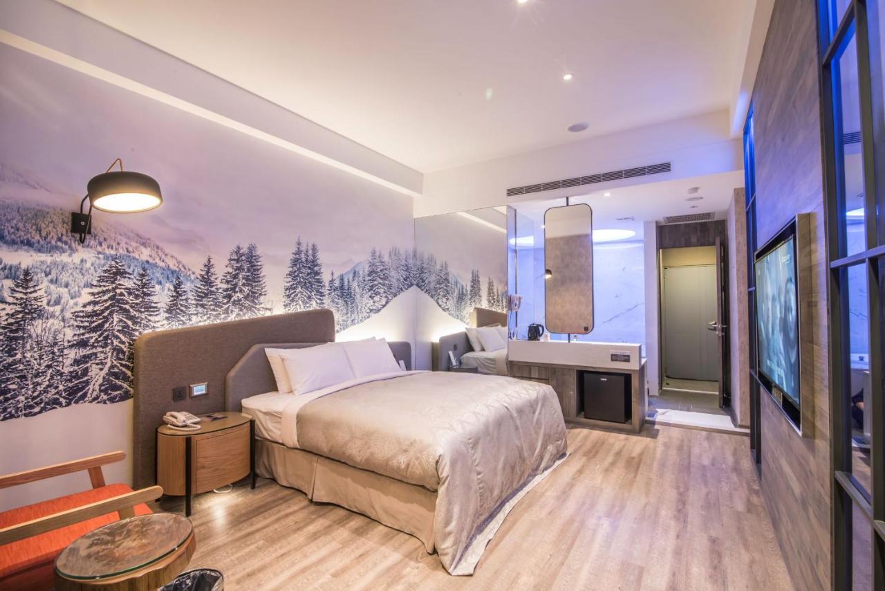 Luv U Motel Kaohsiung Zewnętrze zdjęcie