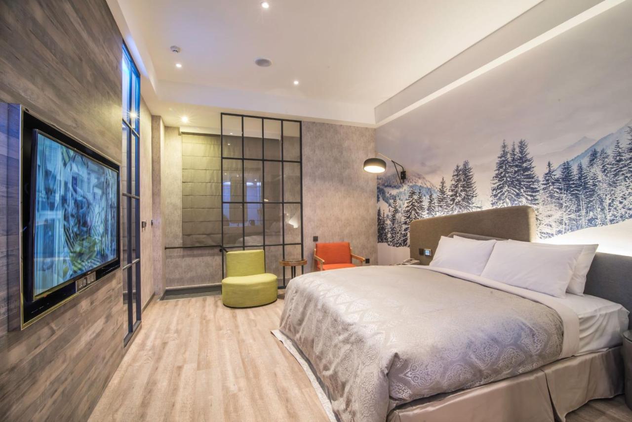 Luv U Motel Kaohsiung Zewnętrze zdjęcie